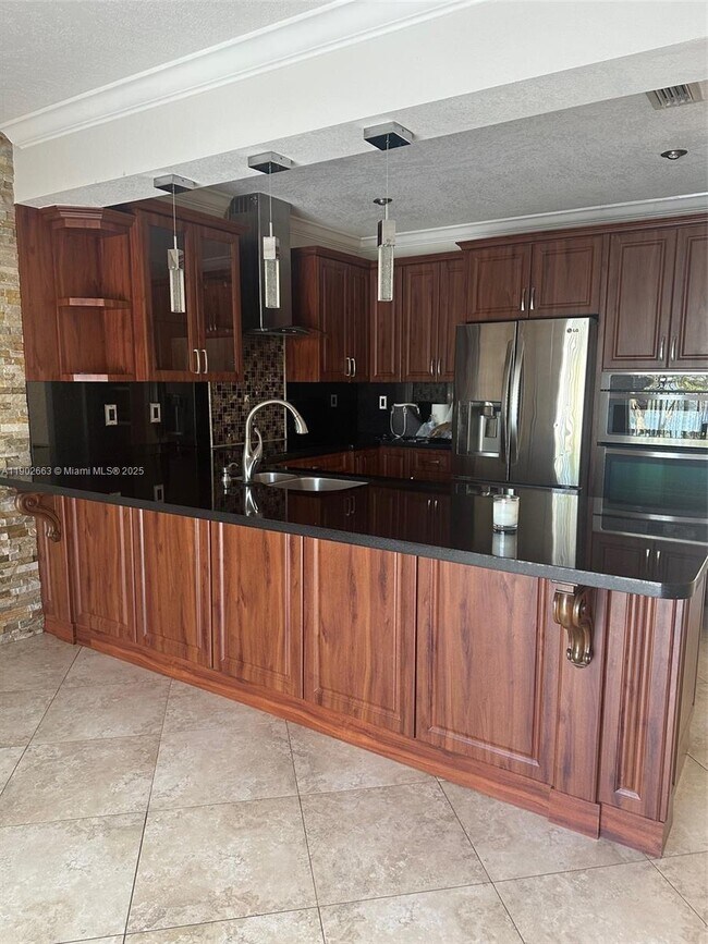 14839 SW 9th Ln in Miami, FL - Building Photo - Building Photo