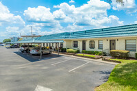 Imperial Harbours in Winter Haven, FL - Foto de edificio - Building Photo