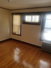 293 Kerrigan Blvd in Newark, NJ - Building Photo - Building Photo