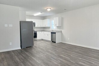 164 Red Clover in Livingston, TX - Building Photo - Building Photo