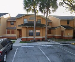 2541 NW 56th Ave in Lauderhill, FL - Building Photo