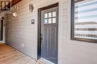 10 Beausoleil Ln in Blue Mountains, ON - Building Photo - Building Photo