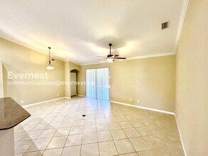 13012 49th Ln E in Parrish, FL - Foto de edificio - Building Photo