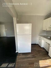 2332 Harrison Ave in Cincinnati, OH - Building Photo - Building Photo