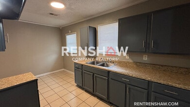 5022 Byron Rd in Memphis, TN - Building Photo - Building Photo