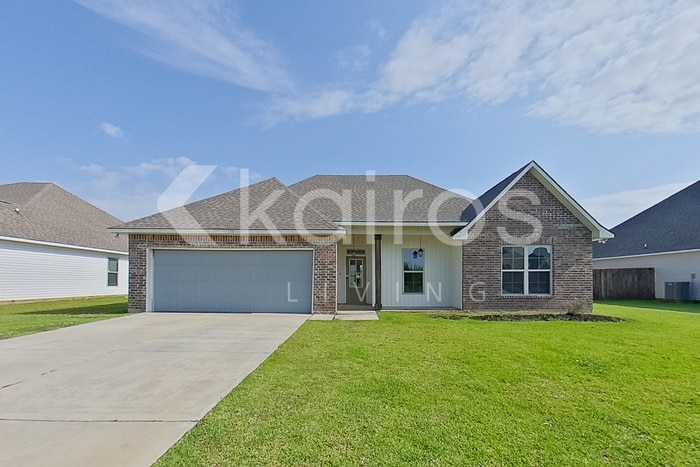 1711 Park Place Dr in Lake Charles, LA - Building Photo