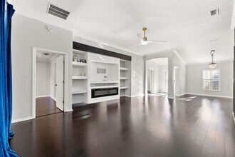 16456 Tisons Blf Rd in Jacksonville, FL - Building Photo - Building Photo