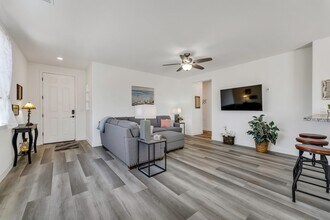 6934 Wild River Way in Sparks, NV - Building Photo - Building Photo