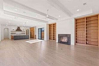 7624 Roper St in Dallas, TX - Building Photo - Building Photo