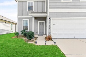 17918 Baleage Ln in Hockley, TX - Building Photo - Building Photo