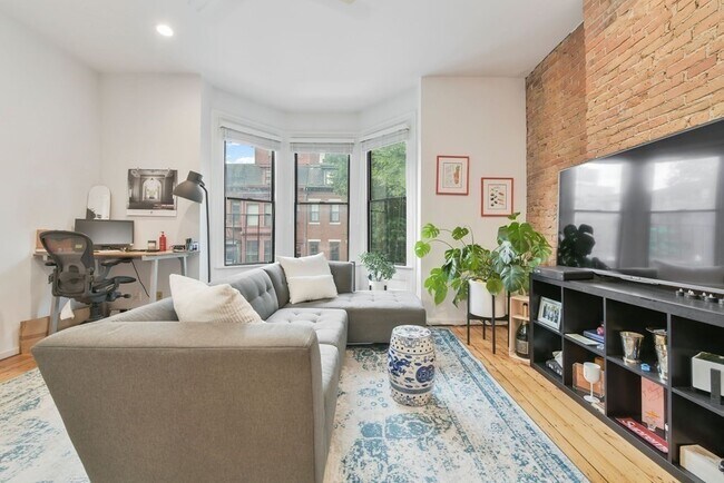 property at 70 Appleton St