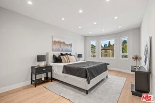 property at 1557 S Beverly Glen Blvd