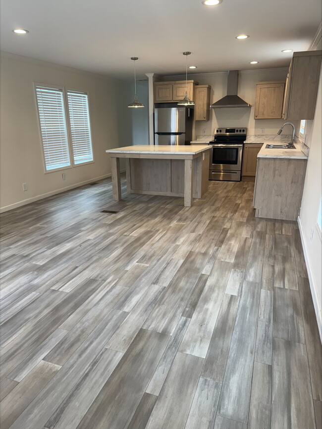 property at 6425 Privette Rd