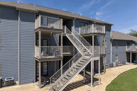 Park Towne Apartments in Decatur, AL - Foto de edificio - Building Photo