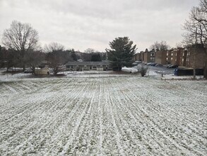 541 E School St in Kent, OH - Building Photo - Building Photo