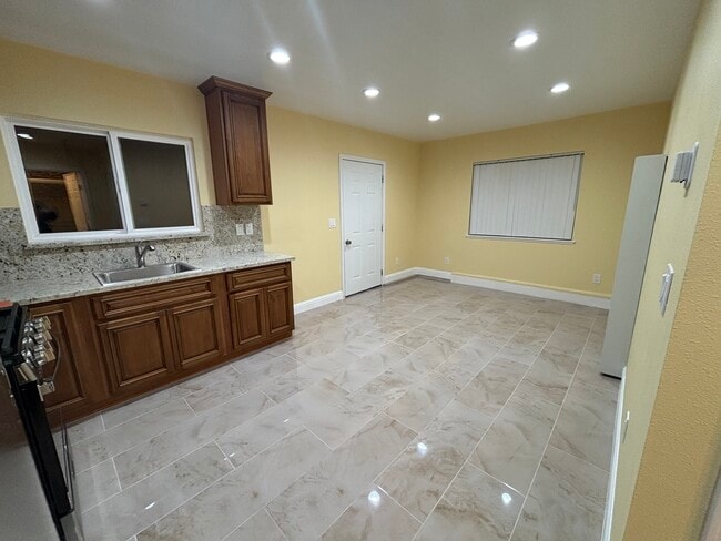 249 Lakeview Rd in Watsonville, CA - Building Photo - Building Photo