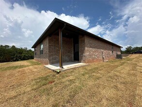 17971 Lantana Loop in Newalla, OK - Building Photo - Building Photo