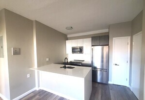 50 Evergreen St in Boston, MA - Building Photo