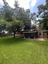 1003 Allison St in Brenham, TX - Building Photo - Building Photo
