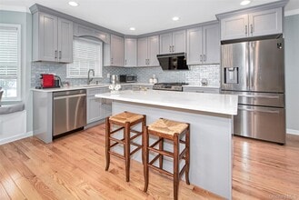 130 Wappanocca Ave in Rye, NY - Building Photo - Building Photo