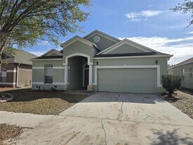 24612 Portofino Dr in Lutz, FL - Building Photo