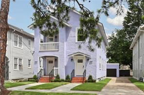 2833 Pine St in New Orleans, LA - Building Photo
