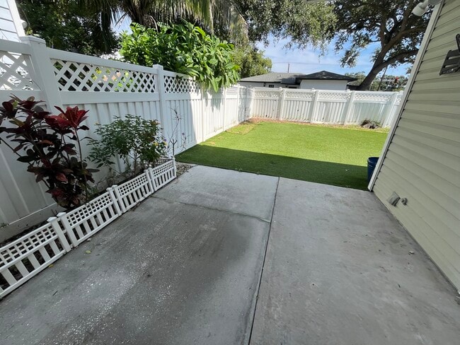 3601 W Santiago St in Tampa, FL - Building Photo - Building Photo