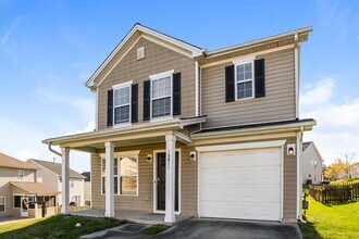 10811 Carstairs St in Charlotte, NC - Foto de edificio - Building Photo