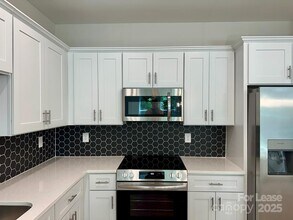 9251 Eleanor Dr in Charlotte, NC - Building Photo - Building Photo