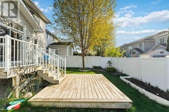 115 Woliston Crescent in Ottawa, ON - Building Photo - Building Photo