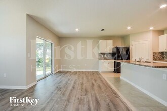 10602 Burlwood Dr in Leesburg, FL - Building Photo - Building Photo