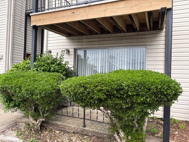 property at 1325 31st St S