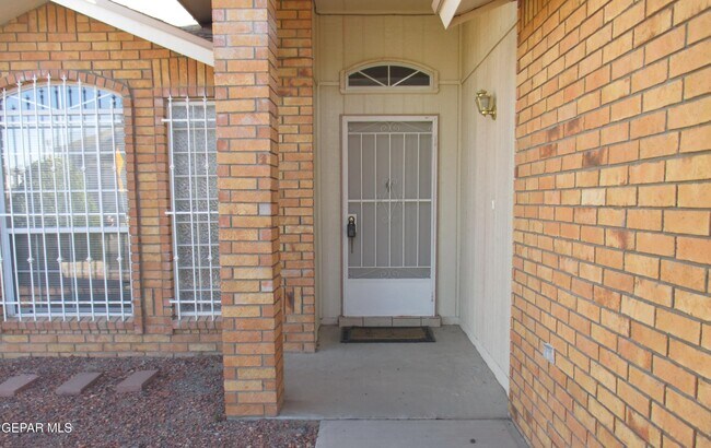 7329 Desierto Rico Ave in El Paso, TX - Building Photo - Building Photo
