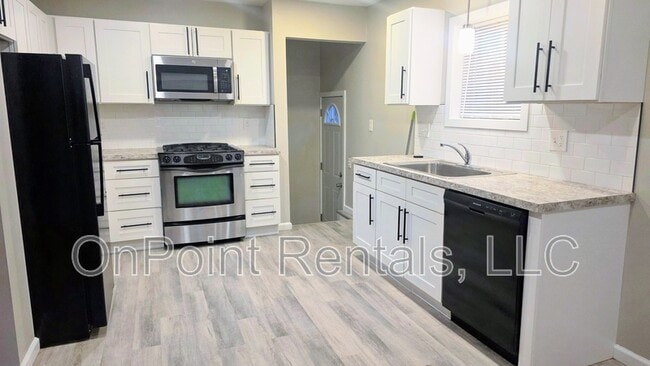 15161 Harrison St in Livonia, MI - Building Photo - Building Photo