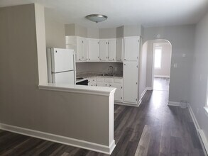 15641 Warwick Blvd in Newport News, VA - Building Photo - Building Photo