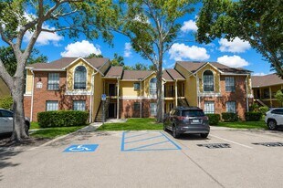 8714 Mallard Reserve Dr in Tampa, FL - Building Photo