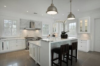 1144 Noyac Path in Water Mill, NY - Building Photo - Building Photo