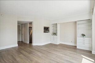 1825 T St NW, Unit 605 in Washington, DC - Building Photo - Building Photo