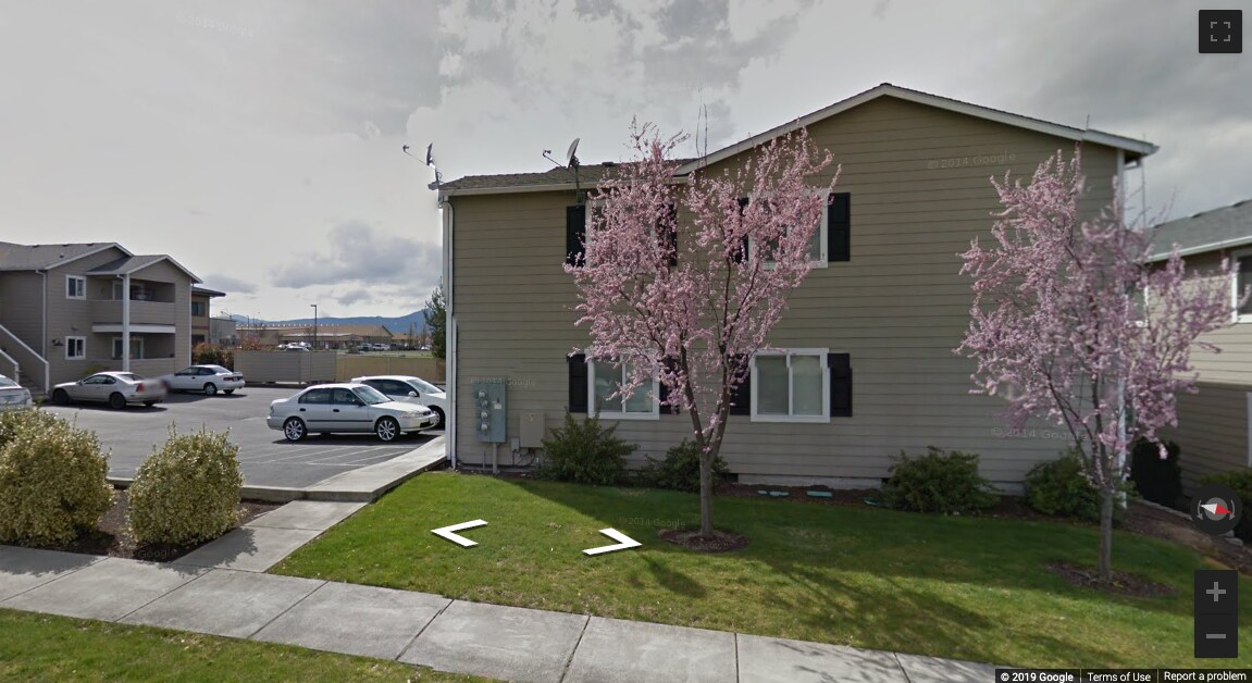 2671 Paloma Ave, Unit 1 in Medford, OR - Foto de edificio