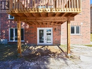 22 Ryan St in Fergus, ON - Building Photo - Building Photo