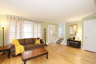 27 15th St in Fond du Lac, WI - Building Photo