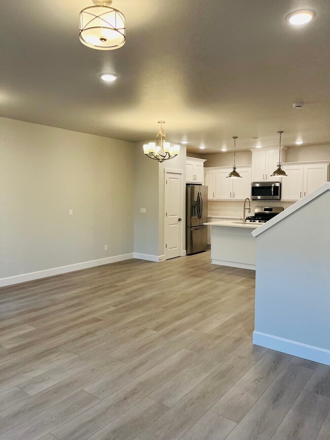 8206 SE Leafhopper St in Hillsboro, OR - Building Photo - Building Photo