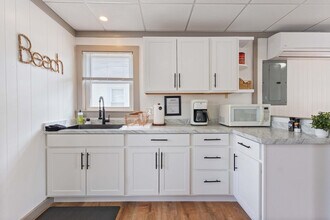 2 Island Path in Hampton, NH - Building Photo - Building Photo