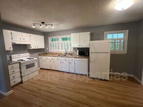 11093 NC-42 in Holly Springs, NC - Building Photo - Building Photo