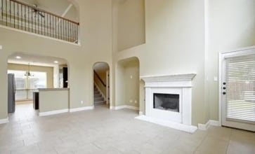 7659 Culebra Rd in San Antonio, TX - Building Photo - Building Photo