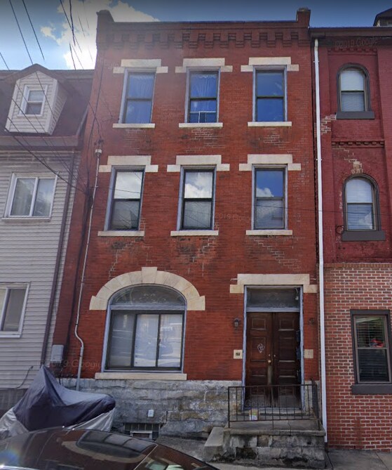 156 S 18th St, Unit 2