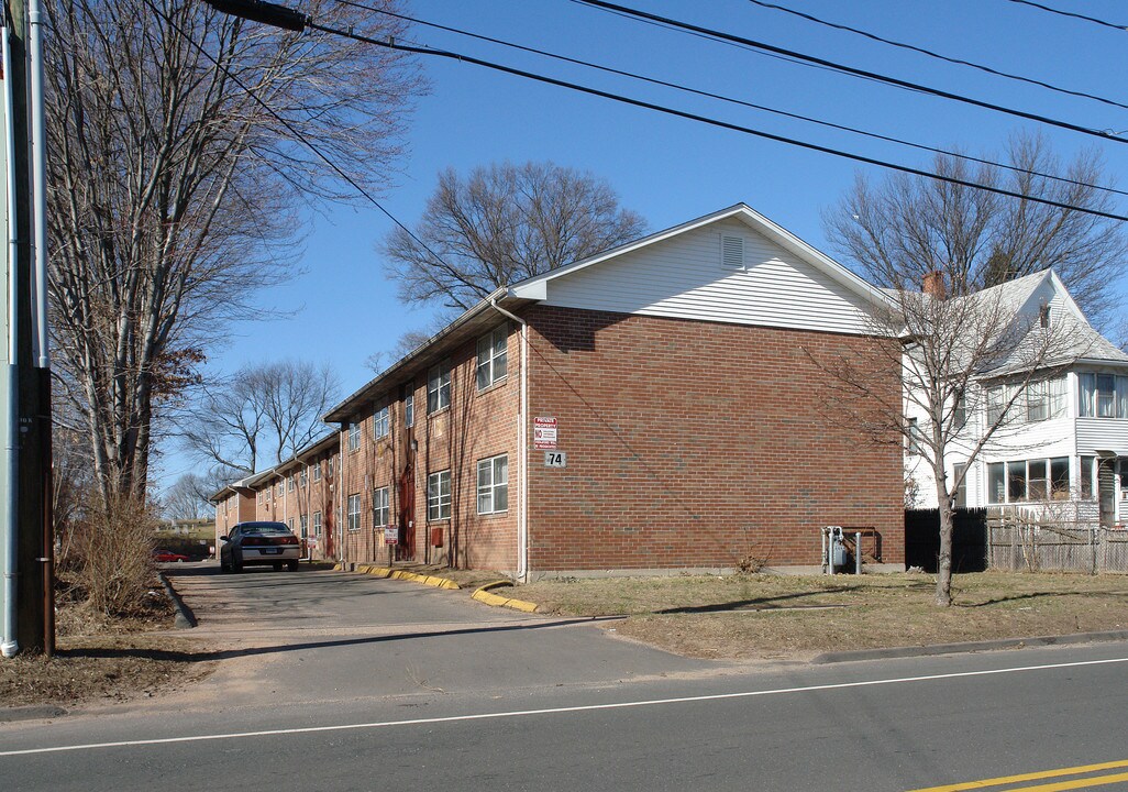 74 Central Ave in East Hartford, CT - Building Photo