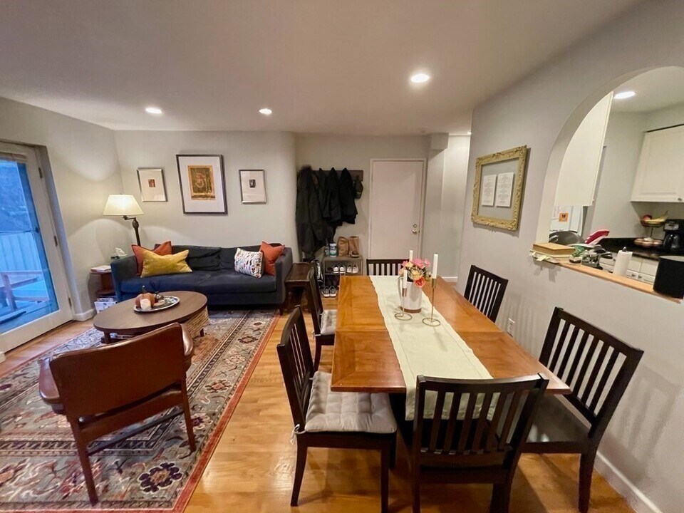 18 E Springfield St, Unit 5 in Boston, MA - Building Photo