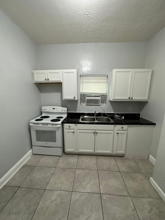 property at 707 Franklin St