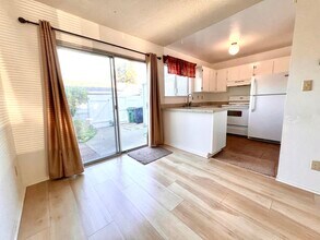 38612 Royal Ann Cmn in Fremont, CA - Foto de edificio - Building Photo